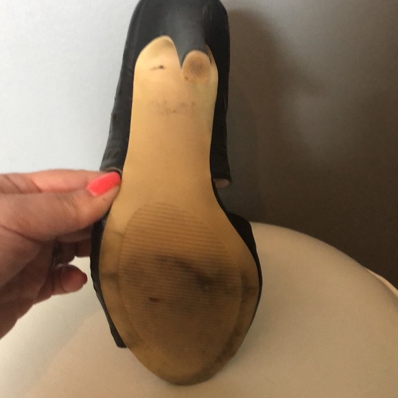 ⭐️Host Pick⭐️Ankle heel - Picture 4 of 6